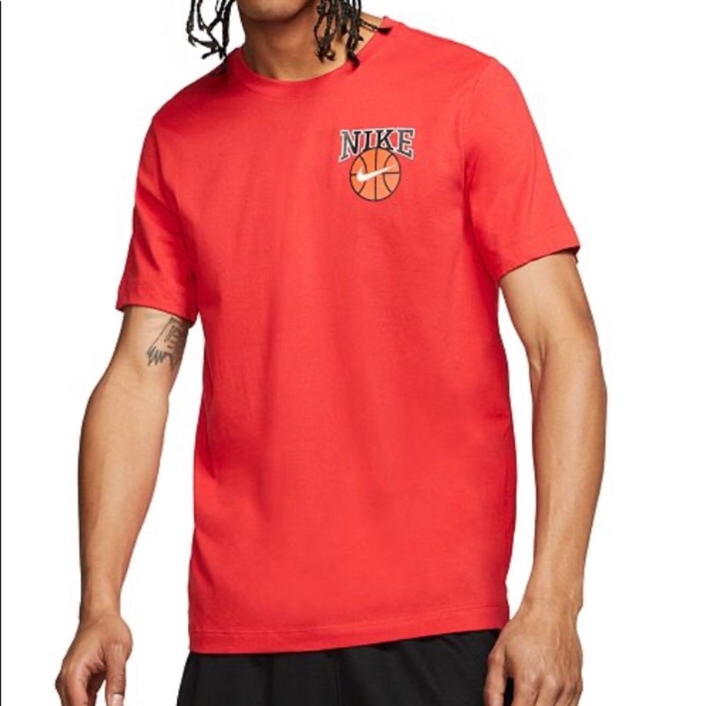 Nike T-shirt